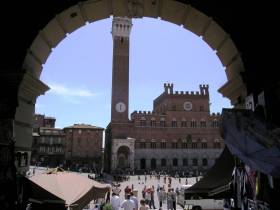 The world famous "Campo" of Siena where the "Palio" horse race takes place every year. Photo: A. Malbon - guest at La Rogaia