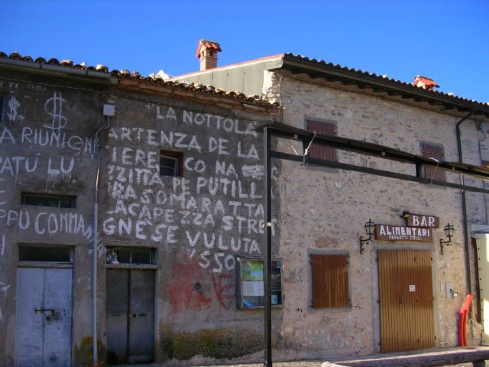 Wall poems at Castelluccio di Norcia. www.castellucciodinorcia.eu