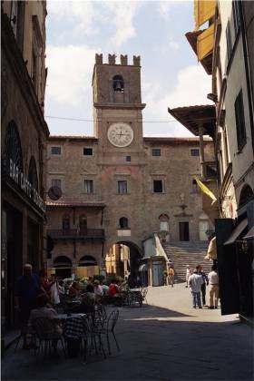 Marketplace Cortona