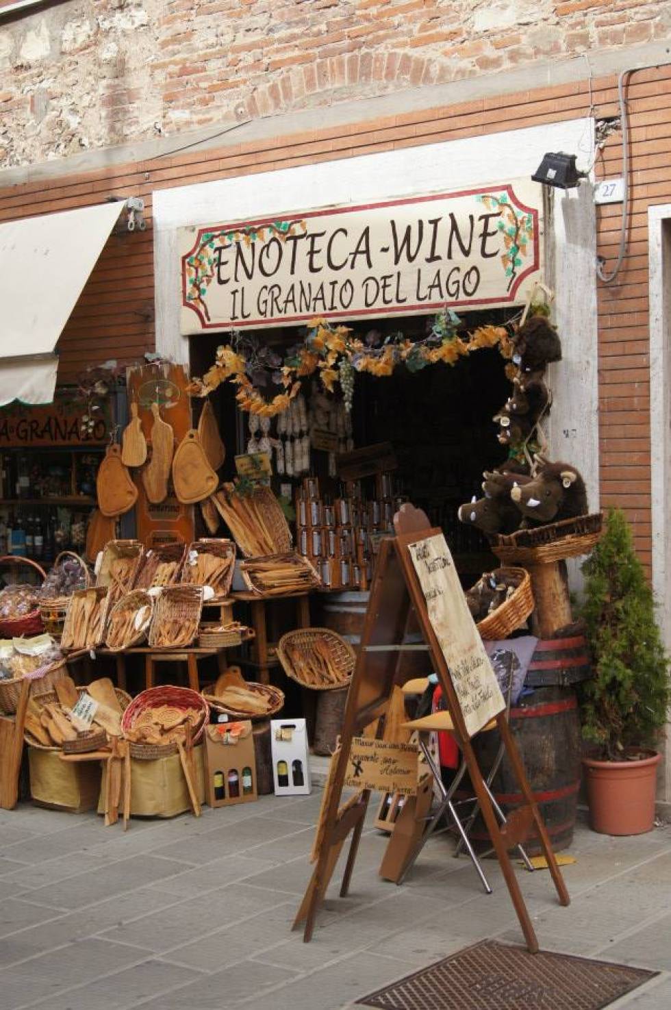 Delikatessen at Castiglione del Lago (photo: B. Oberholzer)