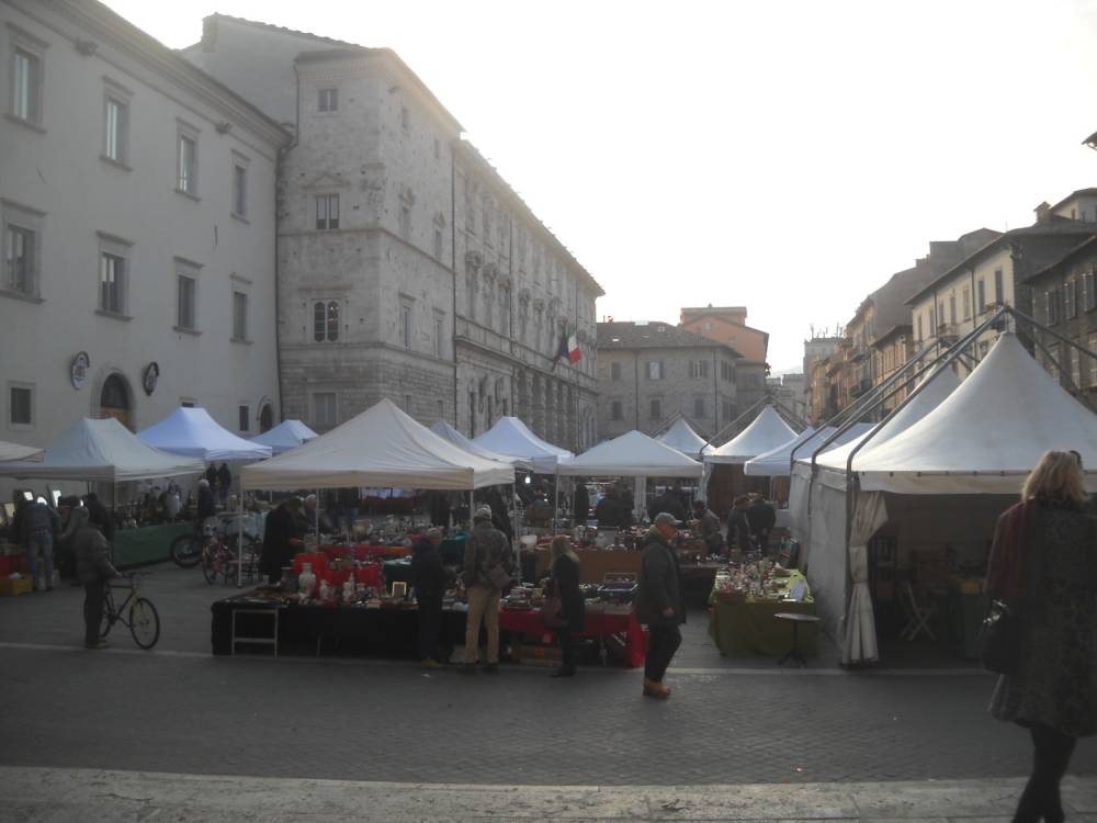 Antiques market in Ascoli Piceno